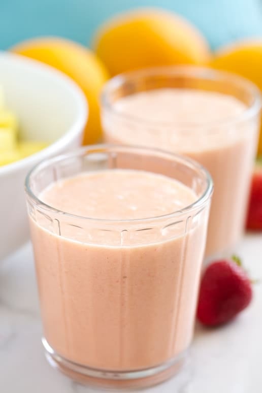 Mastering Your Tropical Strawberry Bliss Smoothie: Pro Tips